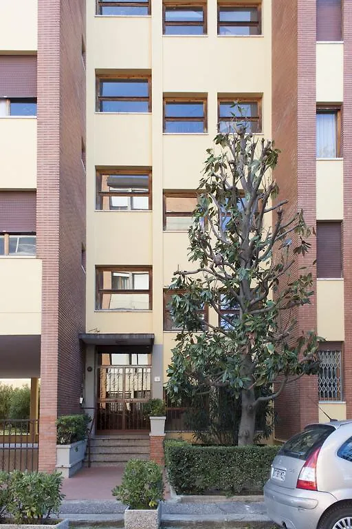 Frati Bigi Apartment With Parking Florence