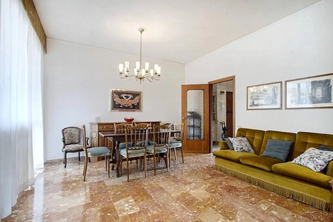 Frati Bigi Apartment With Parking Firenze Italia