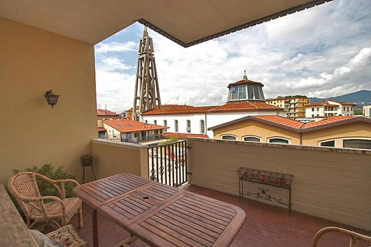 Frati Bigi Apartment With Parking Florence